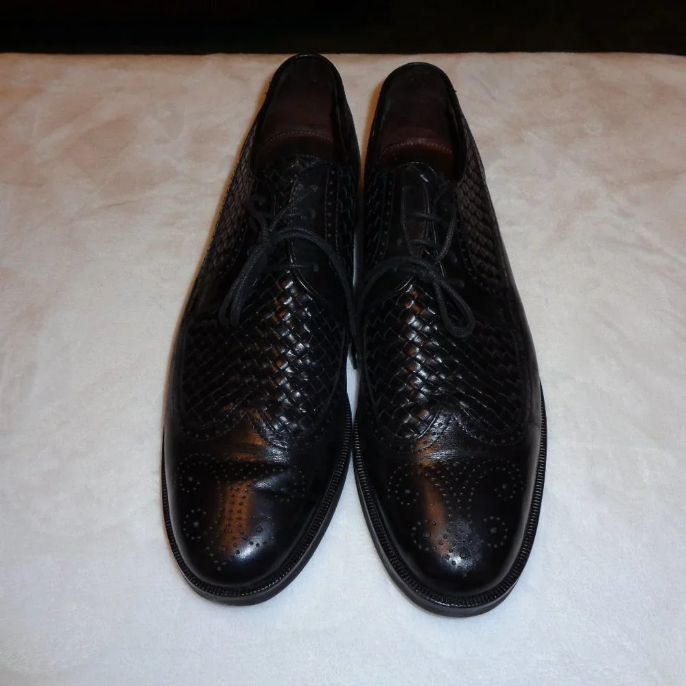 E.T. Wright Men's Size 10.5 Narrow Black Shoes